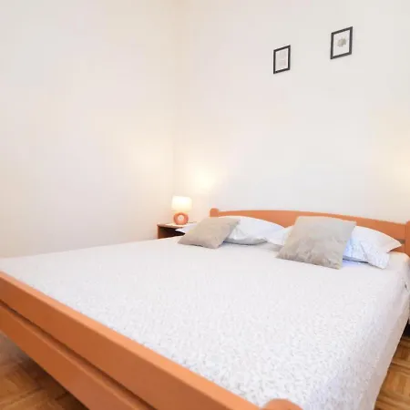 Rose-2 By Interhome Appartement *