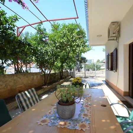 Rose-2 By Interhome Appartement Žaborić