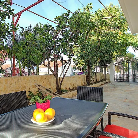 Rose-2 By Interhome Zaboric