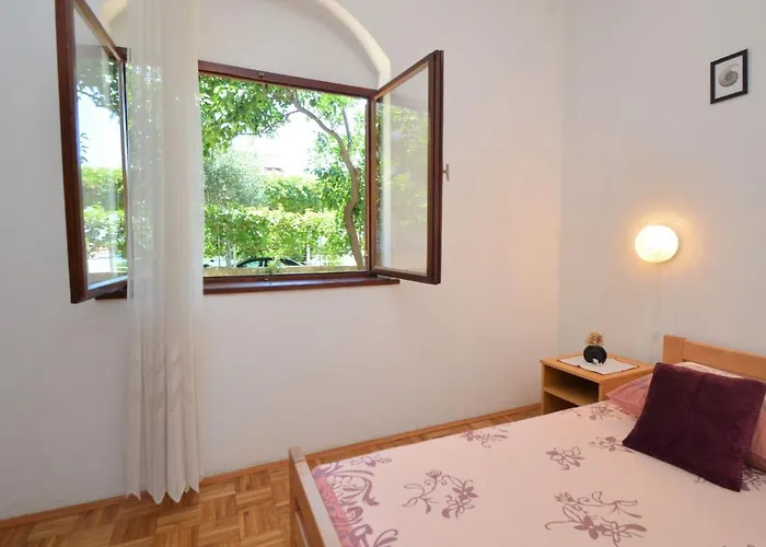 Rose-2 By Interhome * Zaboric