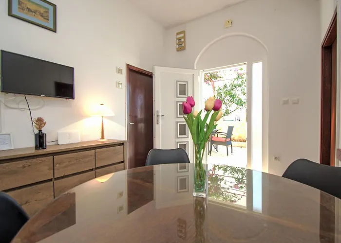 Apartment Rose-2 By Interhome *